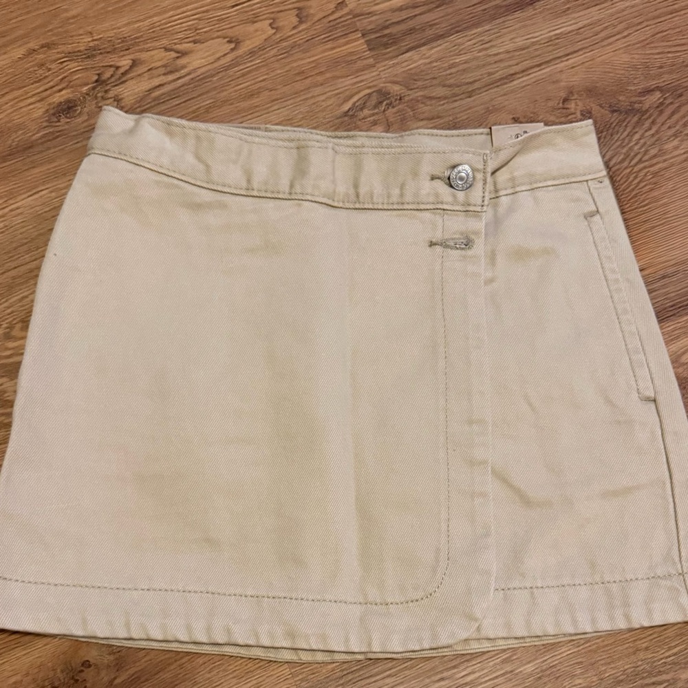 NWT Levi’s denim wrap skirt size 24